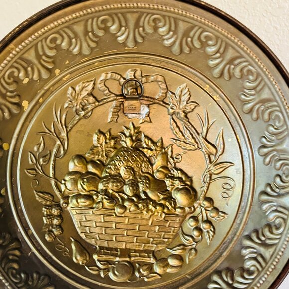 Vintage Brass Wall Decor Fruit Cottagecore 80s Gallery Wall 12" England European - Picture 4 of 4